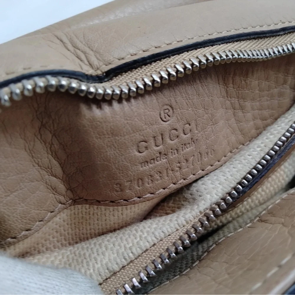 GUCCI Bamboo Turn-Lock Beige Leather Top Handle Front Flap Closure Shoulder Bag - Picture 8 of 9